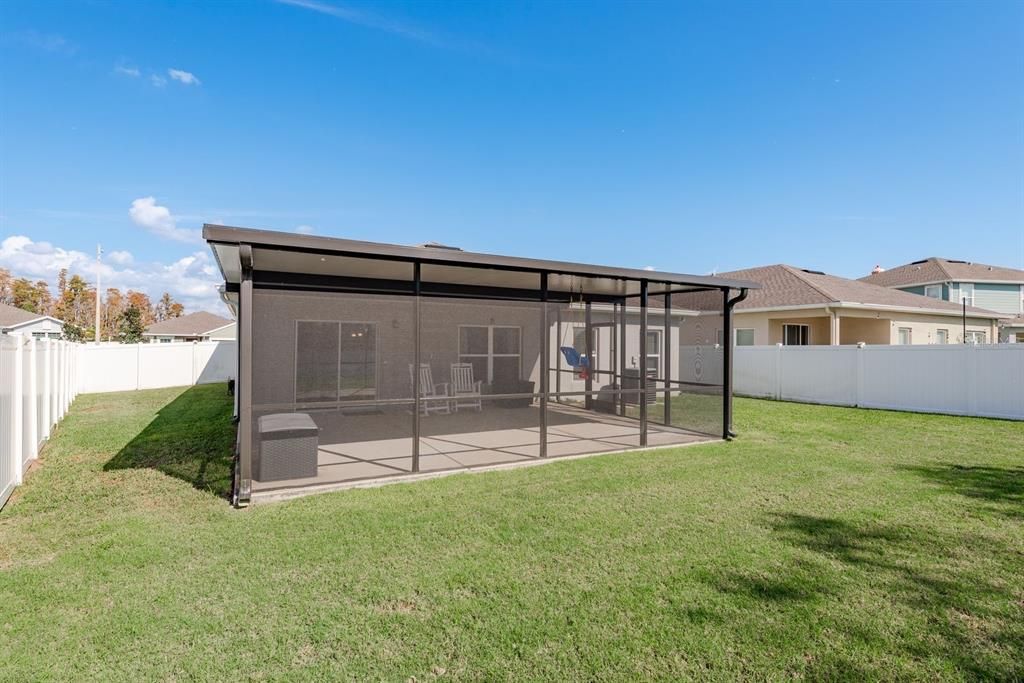 For Sale: $475,000 (3 beds, 2 baths, 2040 Square Feet)