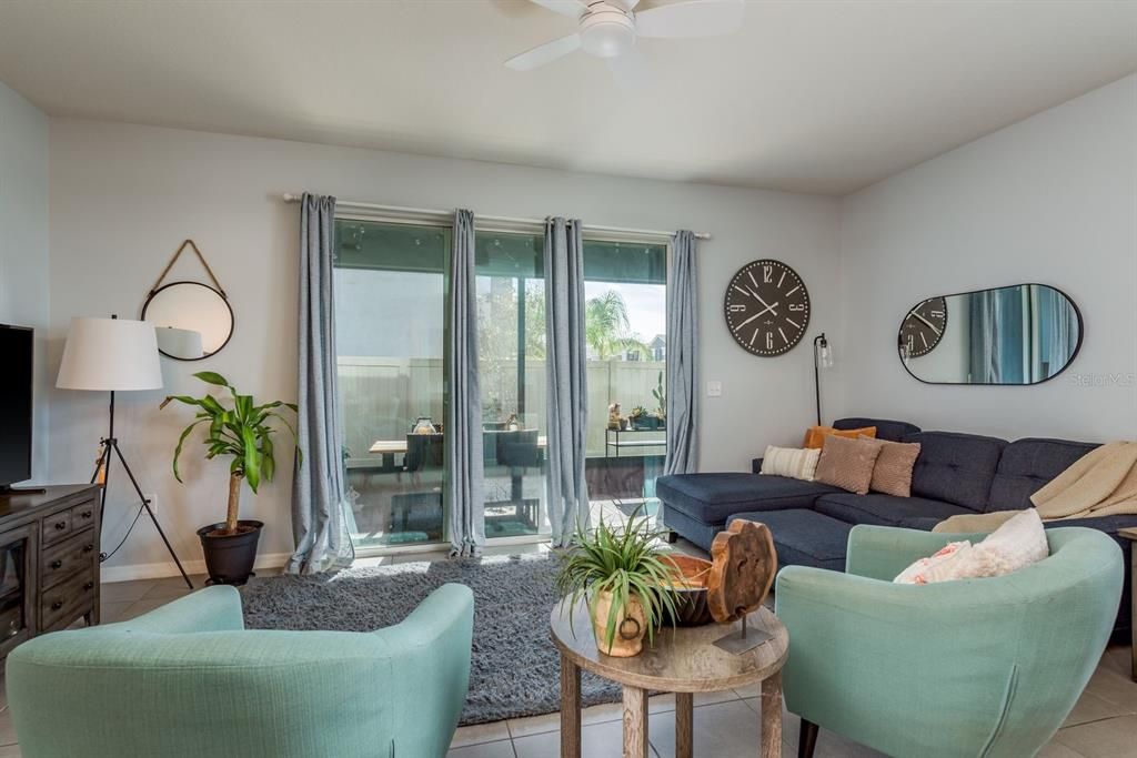 For Sale: $375,000 (3 beds, 2 baths, 1758 Square Feet)