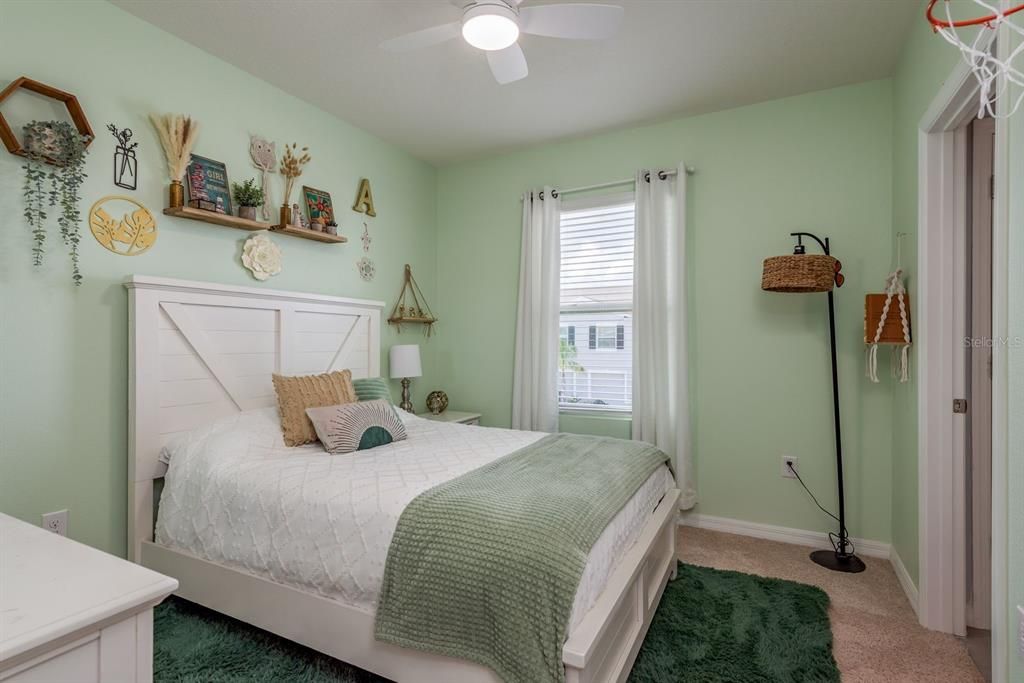 For Sale: $375,000 (3 beds, 2 baths, 1758 Square Feet)