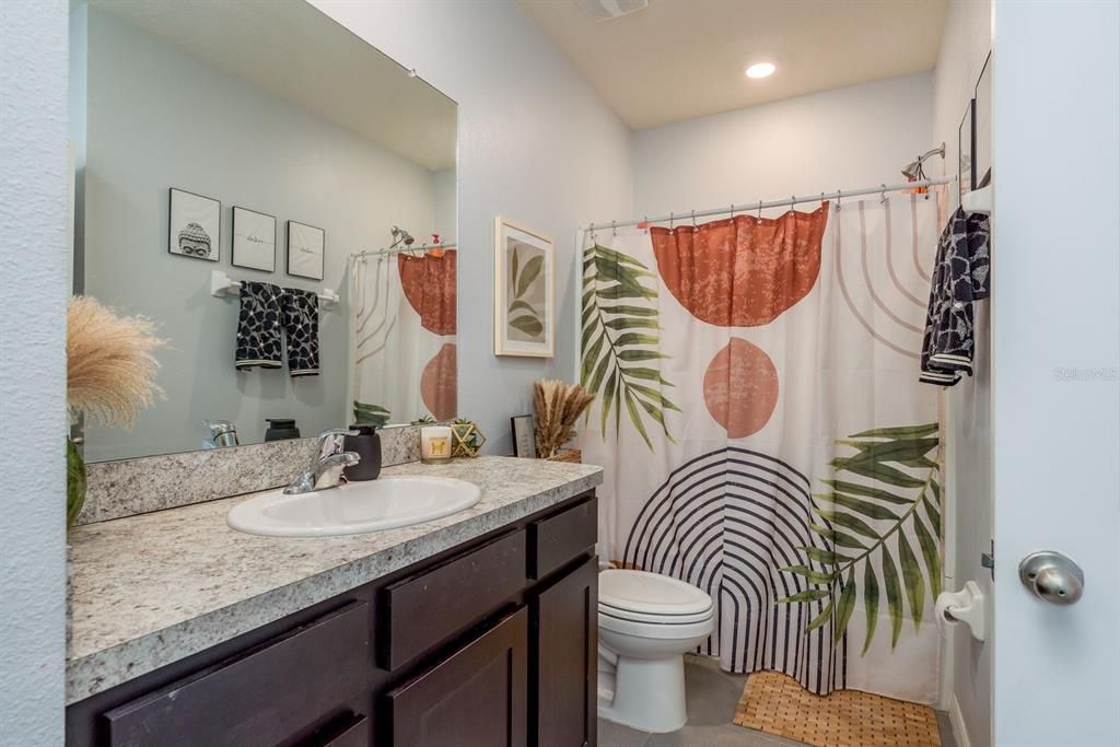 For Sale: $375,000 (3 beds, 2 baths, 1758 Square Feet)