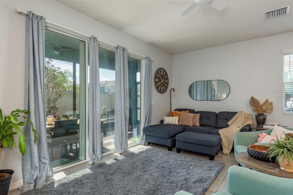 For Sale: $375,000 (3 beds, 2 baths, 1758 Square Feet)