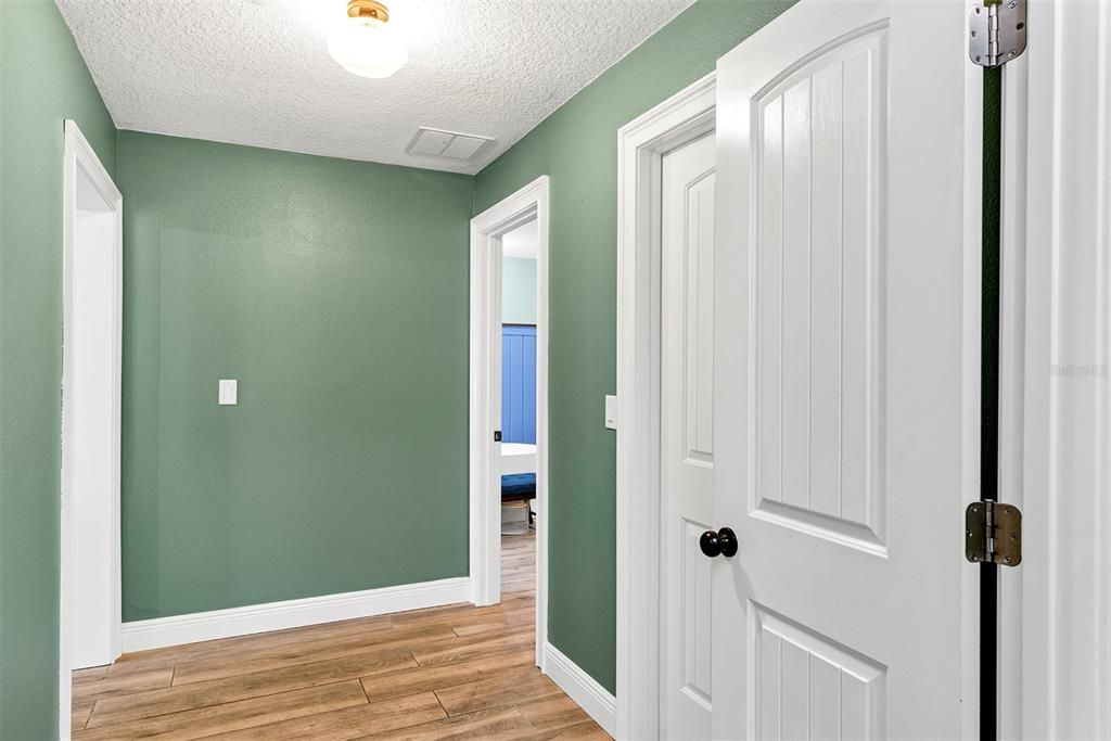 For Sale: $749,250 (5 beds, 4 baths, 4100 Square Feet)