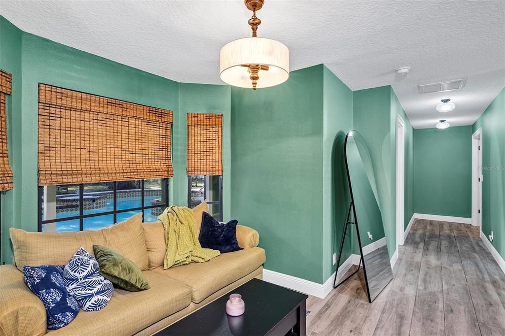 For Sale: $749,250 (5 beds, 4 baths, 4100 Square Feet)