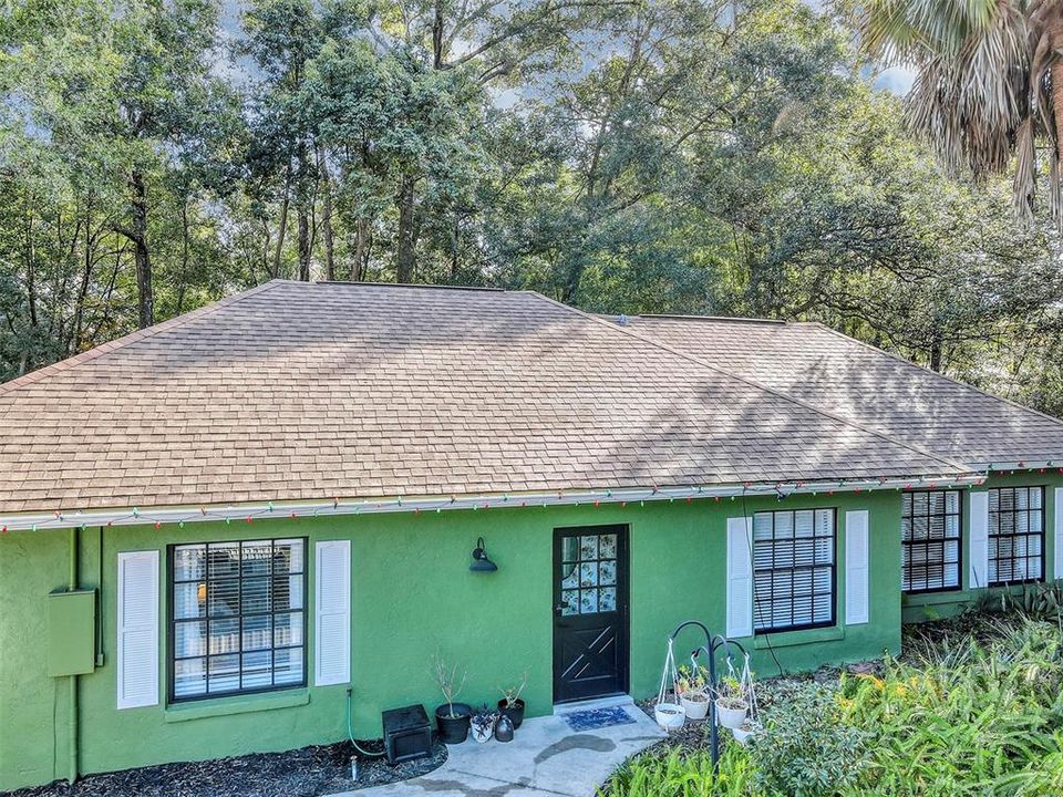 For Sale: $749,250 (5 beds, 4 baths, 4100 Square Feet)