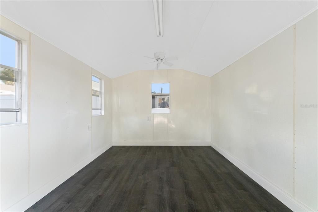 待售: $289,888 (2 贝兹, 2 浴室, 1429 平方英尺)