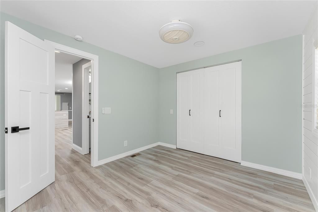 待售: $289,888 (2 贝兹, 2 浴室, 1429 平方英尺)