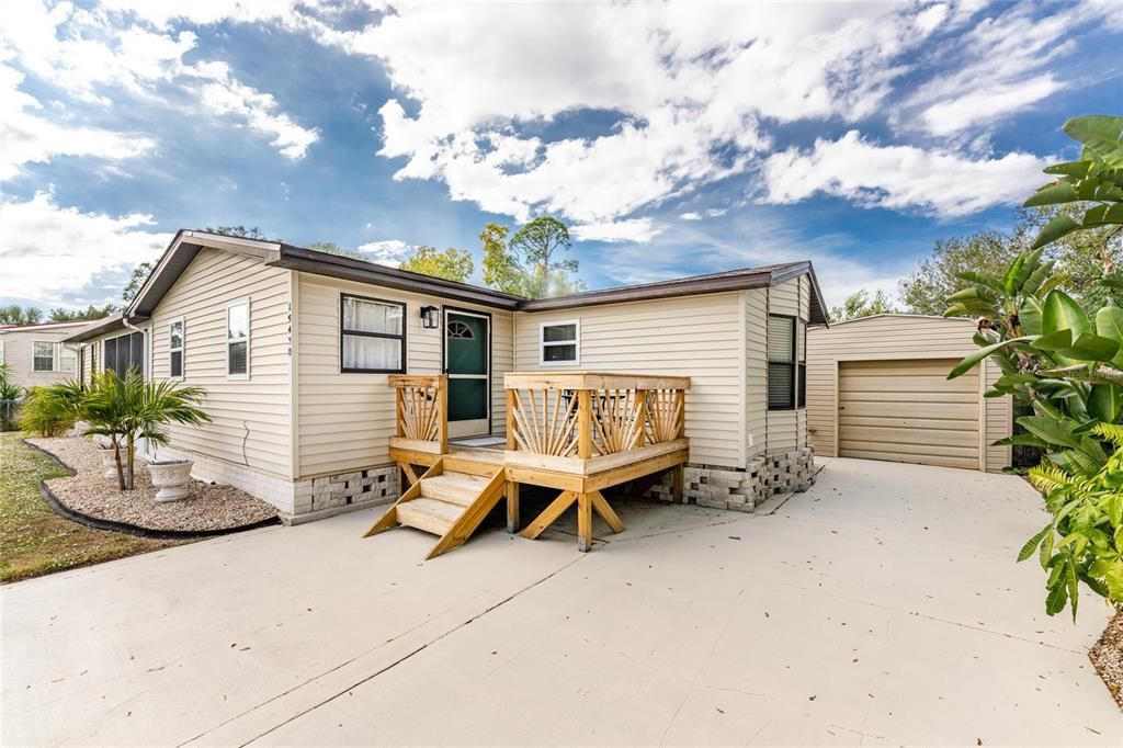 For Sale: $243,988 (3 beds, 2 baths, 1560 Square Feet)