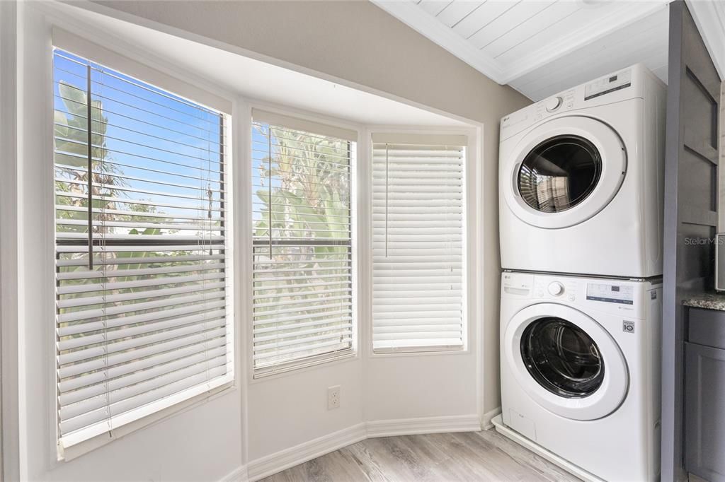 For Sale: $243,988 (3 beds, 2 baths, 1560 Square Feet)