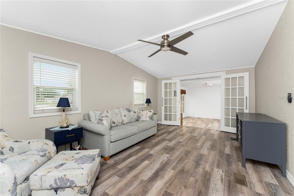 For Sale: $243,988 (3 beds, 2 baths, 1560 Square Feet)