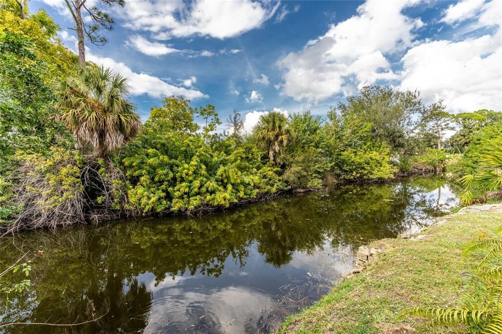 For Sale: $243,988 (3 beds, 2 baths, 1560 Square Feet)