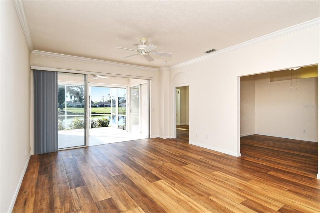 待售: $359,900 (2 贝兹, 2 浴室, 1572 平方英尺)