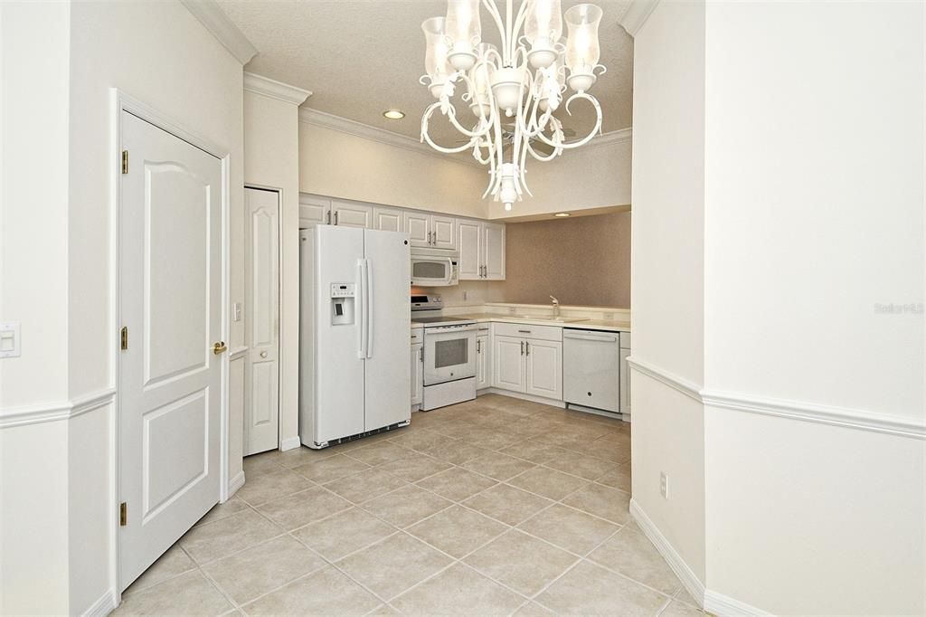 待售: $359,900 (2 贝兹, 2 浴室, 1572 平方英尺)