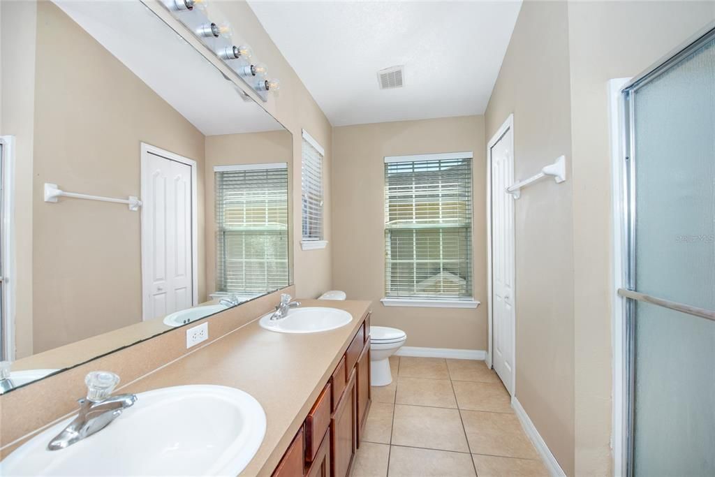 For Sale: $239,000 (3 beds, 2 baths, 1668 Square Feet)