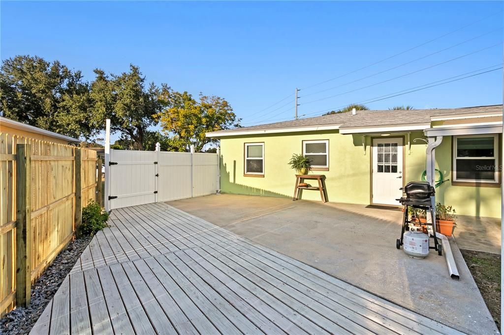 待售: $385,000 (3 贝兹, 2 浴室, 1139 平方英尺)