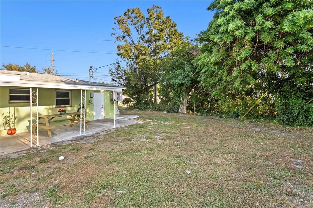 待售: $385,000 (3 贝兹, 2 浴室, 1139 平方英尺)