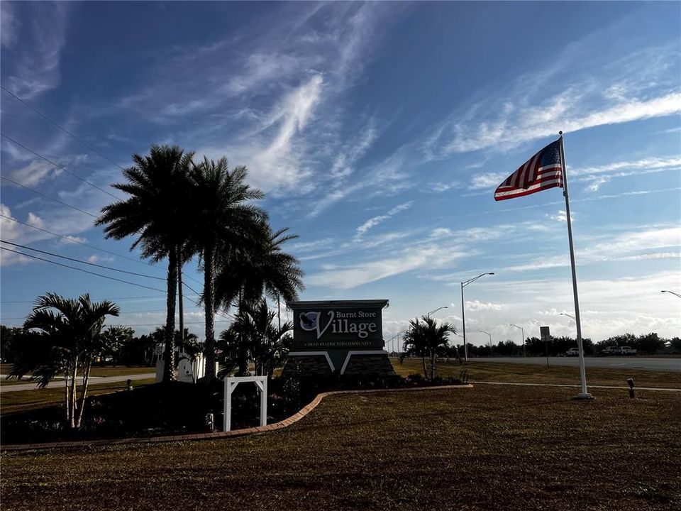 待售: $100,000 (0.44 acres)