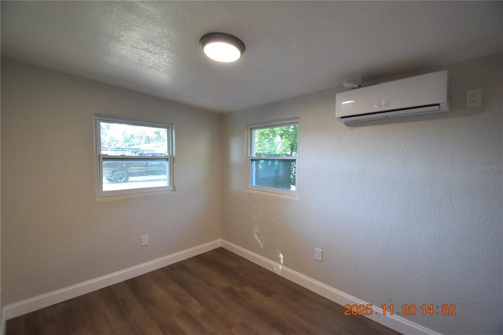 For Rent: $1,795 (3 beds, 1 baths, 816 Square Feet)