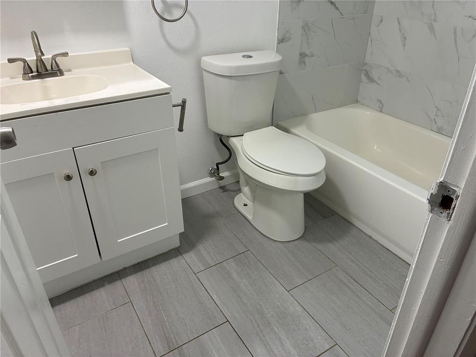 For Rent: $1,350 (1 beds, 1 baths, 480 Square Feet)