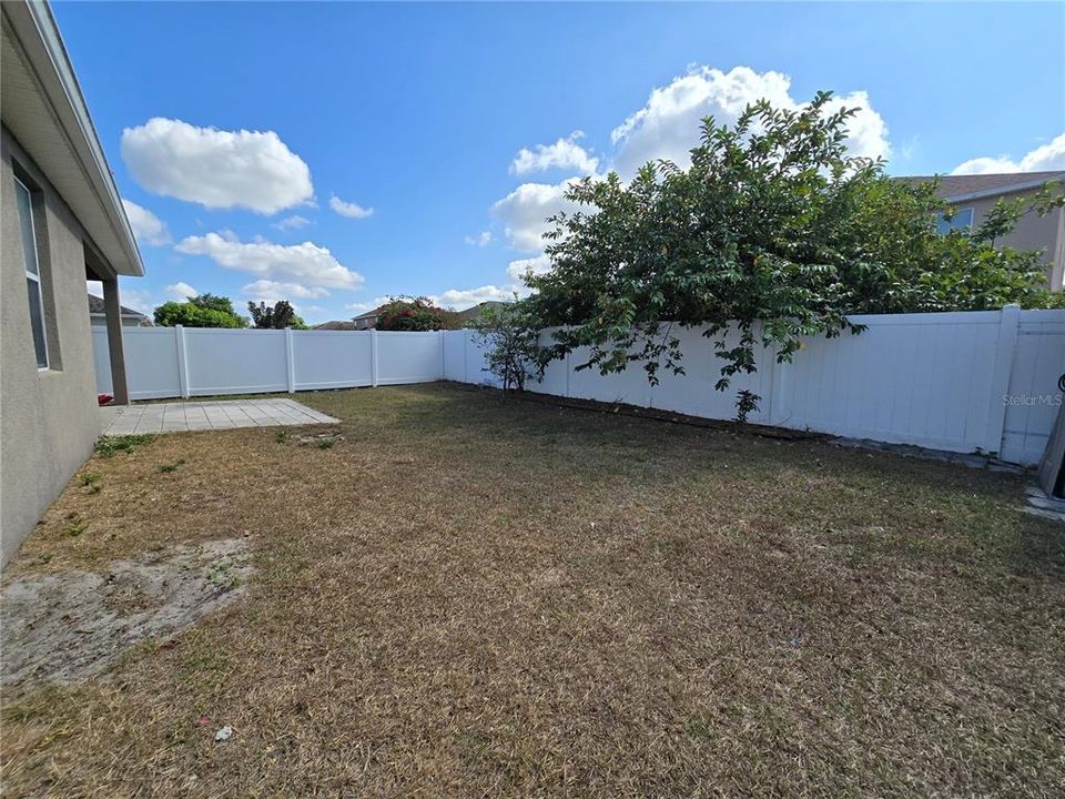 For Sale: $354,900 (4 beds, 2 baths, 1925 Square Feet)