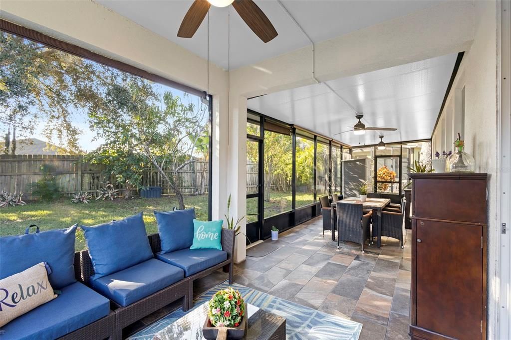 待售: $375,000 (4 贝兹, 2 浴室, 2017 平方英尺)