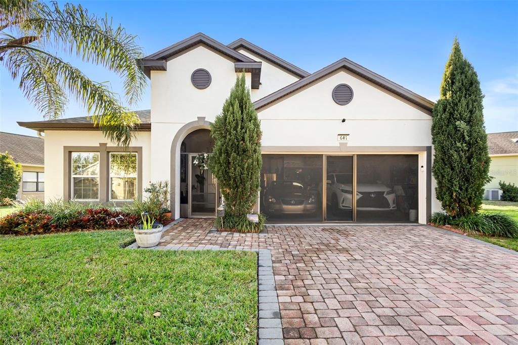 待售: $375,000 (4 贝兹, 2 浴室, 2017 平方英尺)