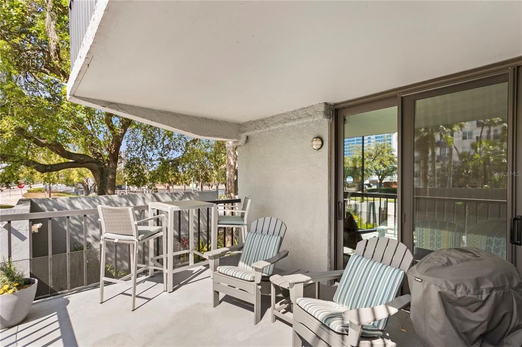 На продажу: $439,900 (2 спален, 2 ванн, 1422 Квадратных фут)