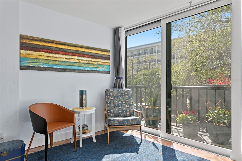 На продажу: $439,900 (2 спален, 2 ванн, 1422 Квадратных фут)