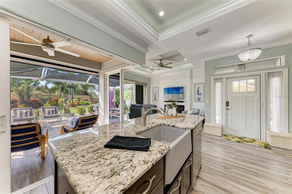 For Sale: $595,000 (1 beds, 1 baths, 1000 Square Feet)