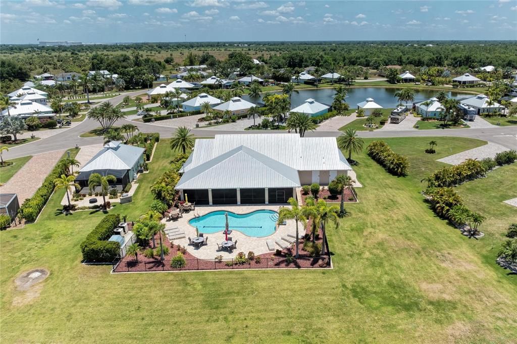 For Sale: $595,000 (1 beds, 1 baths, 1000 Square Feet)