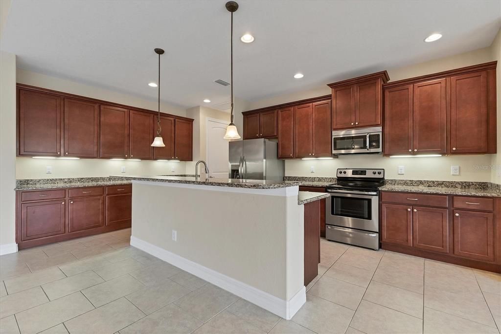 For Sale: $769,000 (3 beds, 2 baths, 2041 Square Feet)