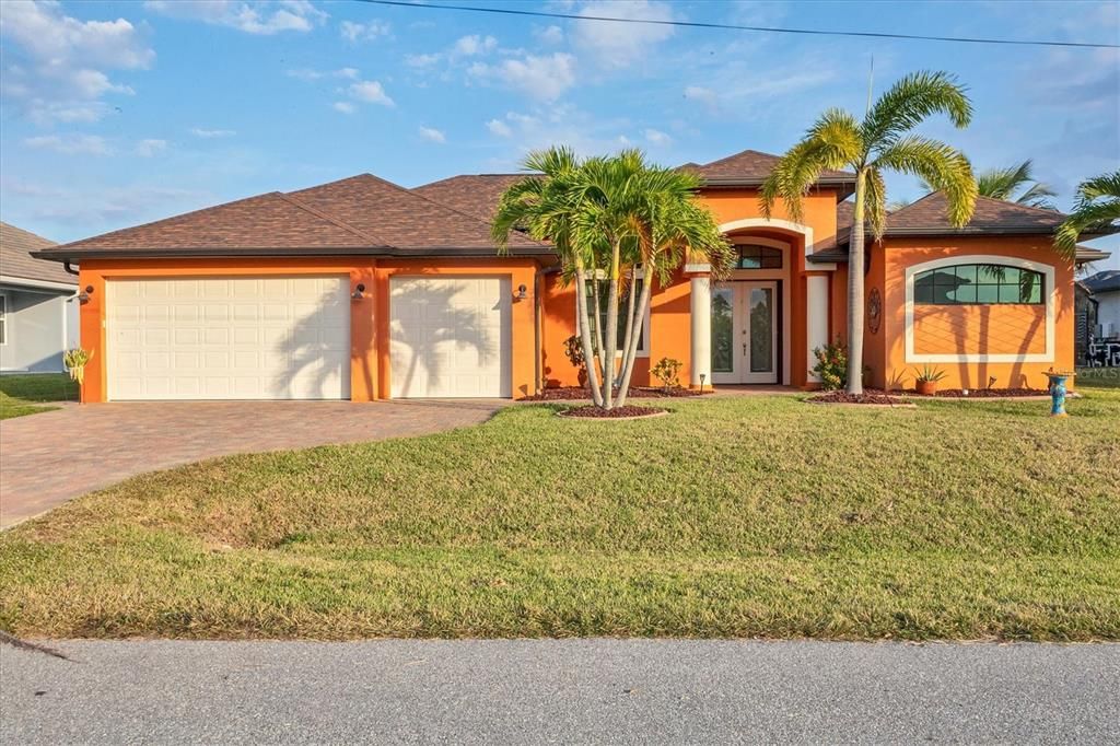 For Sale: $769,000 (3 beds, 2 baths, 2041 Square Feet)