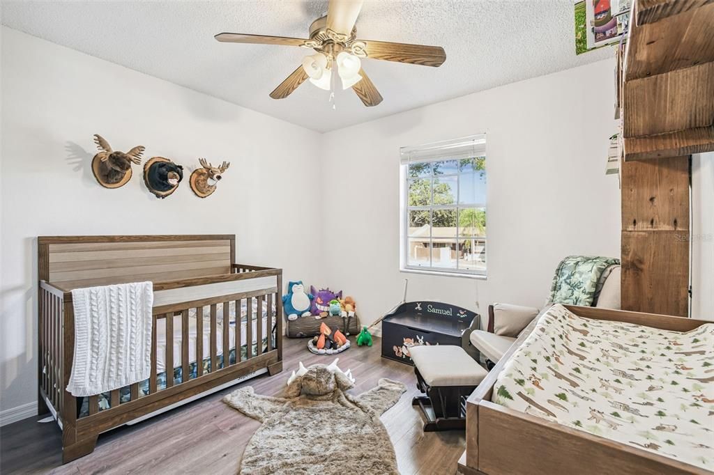 En Venta: $334,000 (3 camas, 2 baños, 1638 Pies cuadrados)