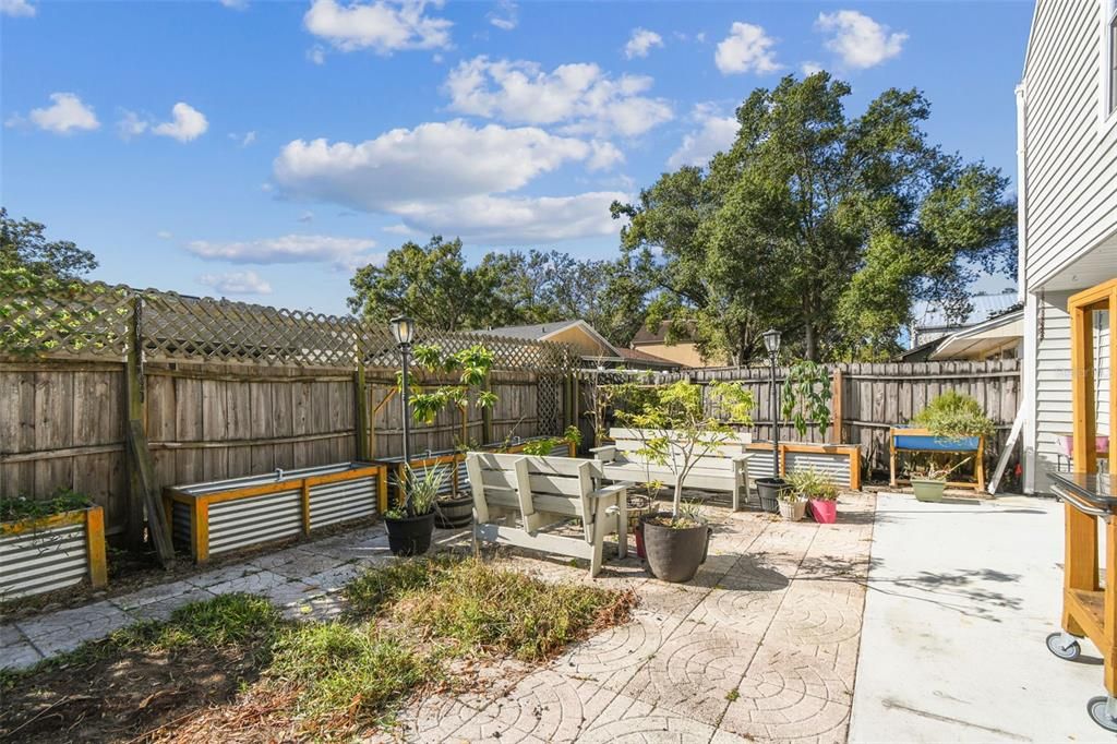 En Venta: $334,000 (3 camas, 2 baños, 1638 Pies cuadrados)