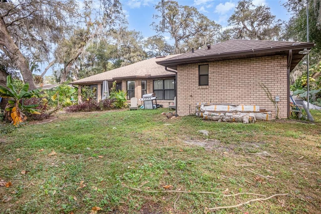 En Venta: $550,000 (4 camas, 2 baños, 2097 Pies cuadrados)