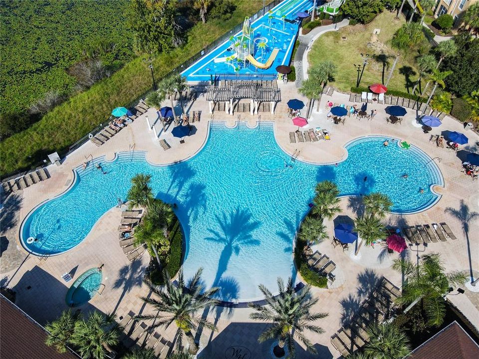 合同活跃: $669,000 (6 贝兹, 4 浴室, 2812 平方英尺)