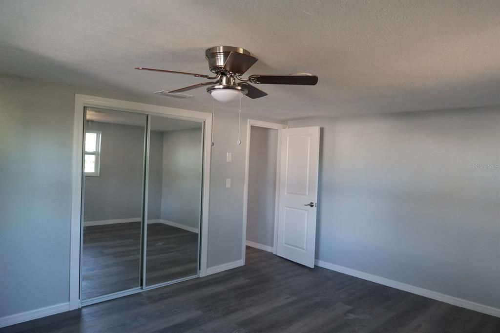 На продажу: $275,000 (3 спален, 2 ванн, 1216 Квадратных фут)