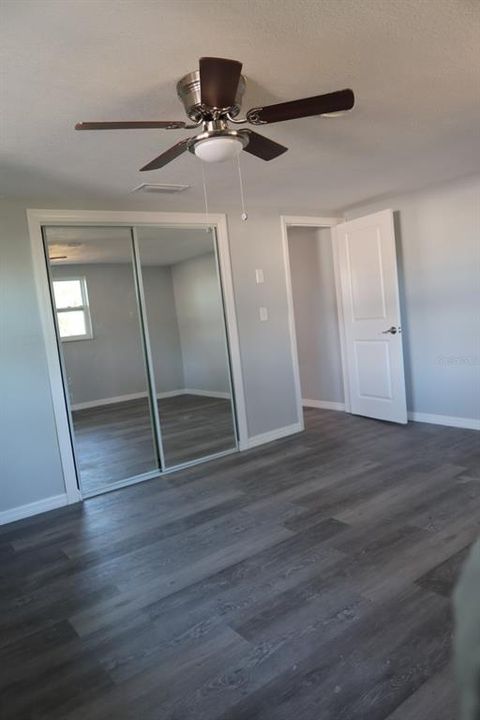 На продажу: $275,000 (3 спален, 2 ванн, 1216 Квадратных фут)