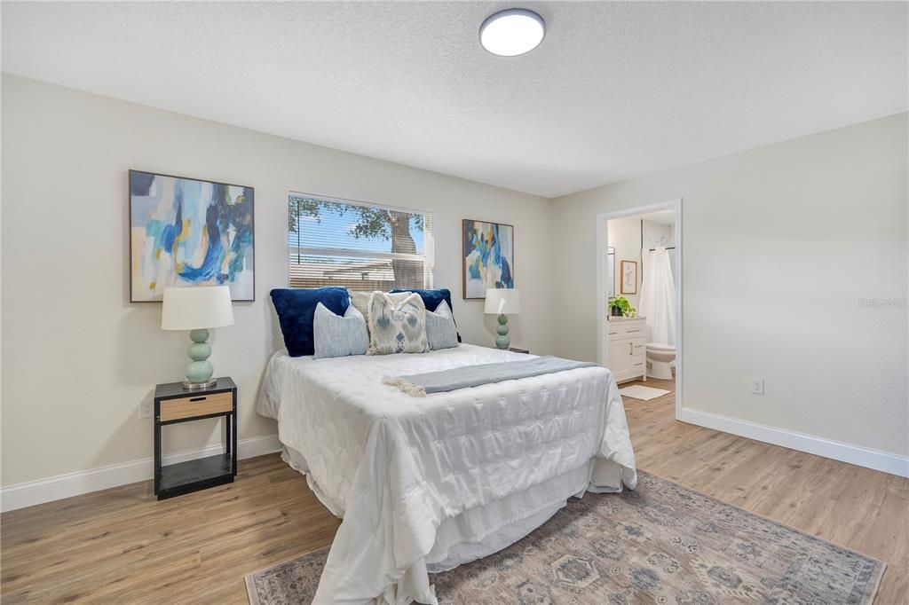 For Sale: $269,900 (3 beds, 2 baths, 1325 Square Feet)