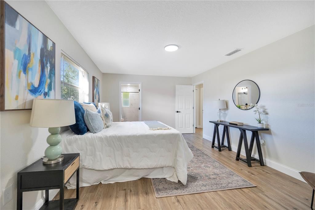 For Sale: $269,900 (3 beds, 2 baths, 1325 Square Feet)