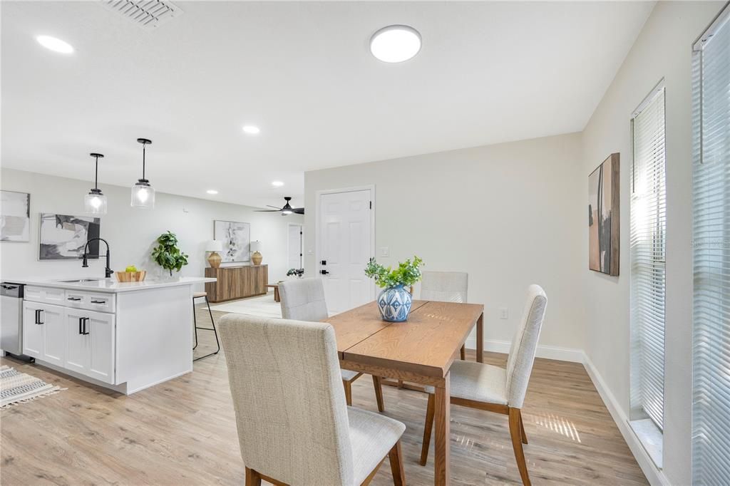 For Sale: $269,900 (3 beds, 2 baths, 1325 Square Feet)