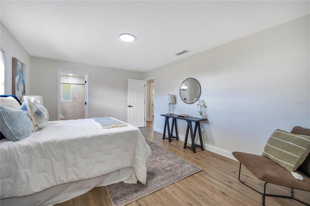 For Sale: $269,900 (3 beds, 2 baths, 1325 Square Feet)