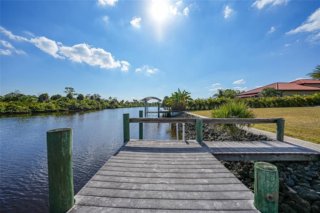 For Sale: $1,100,000 (3 beds, 3 baths, 2809 Square Feet)