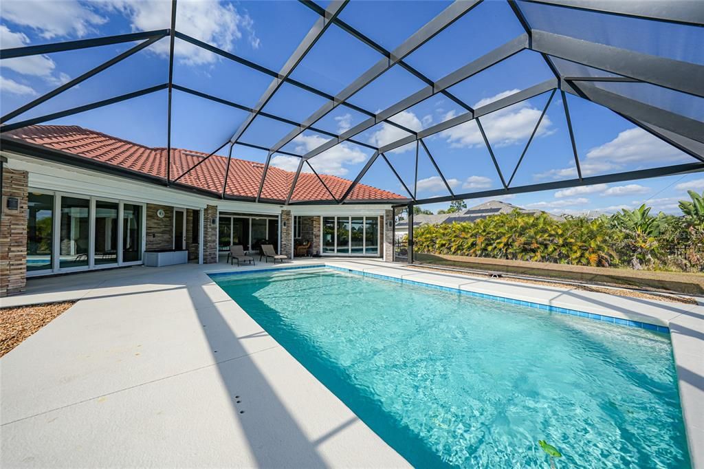 For Sale: $1,100,000 (3 beds, 3 baths, 2809 Square Feet)