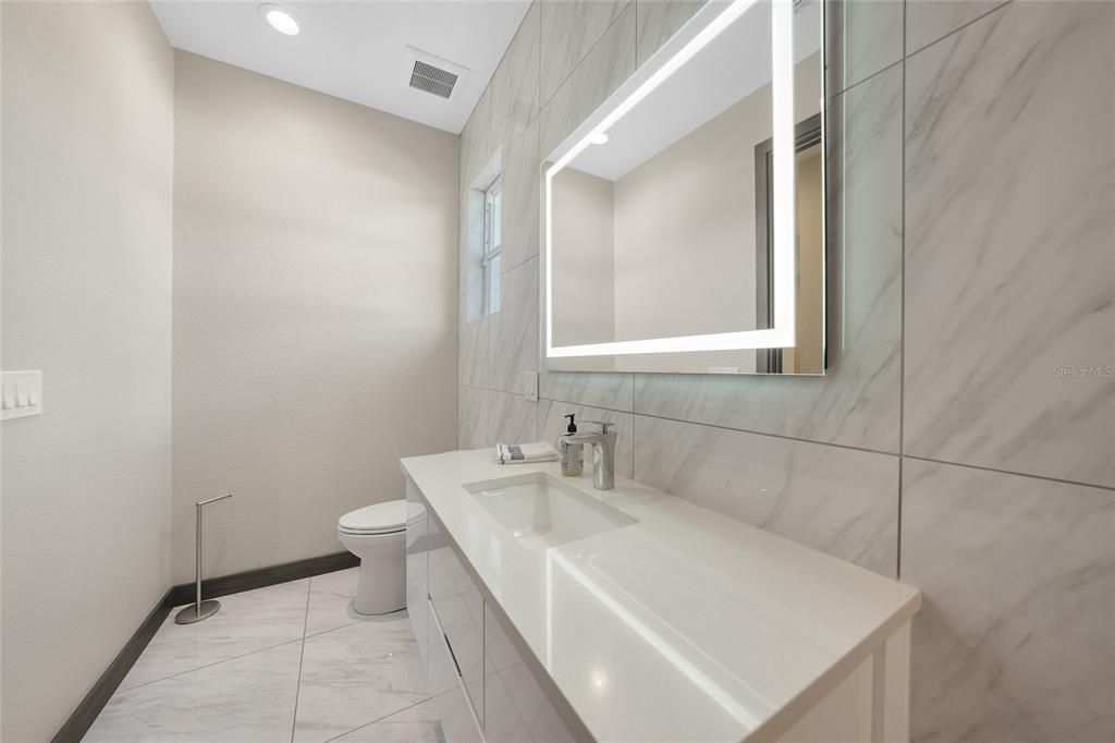 For Sale: $1,100,000 (3 beds, 3 baths, 2809 Square Feet)