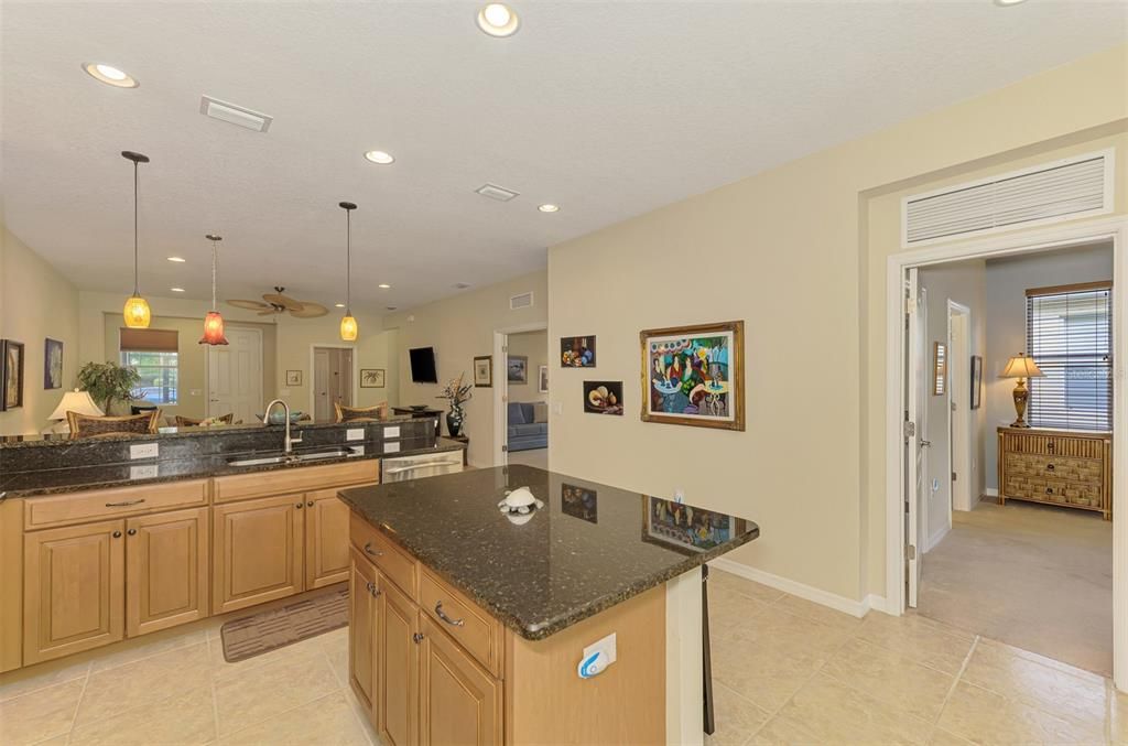 Activo con contrato: $289,500 (2 camas, 2 baños, 1560 Pies cuadrados)