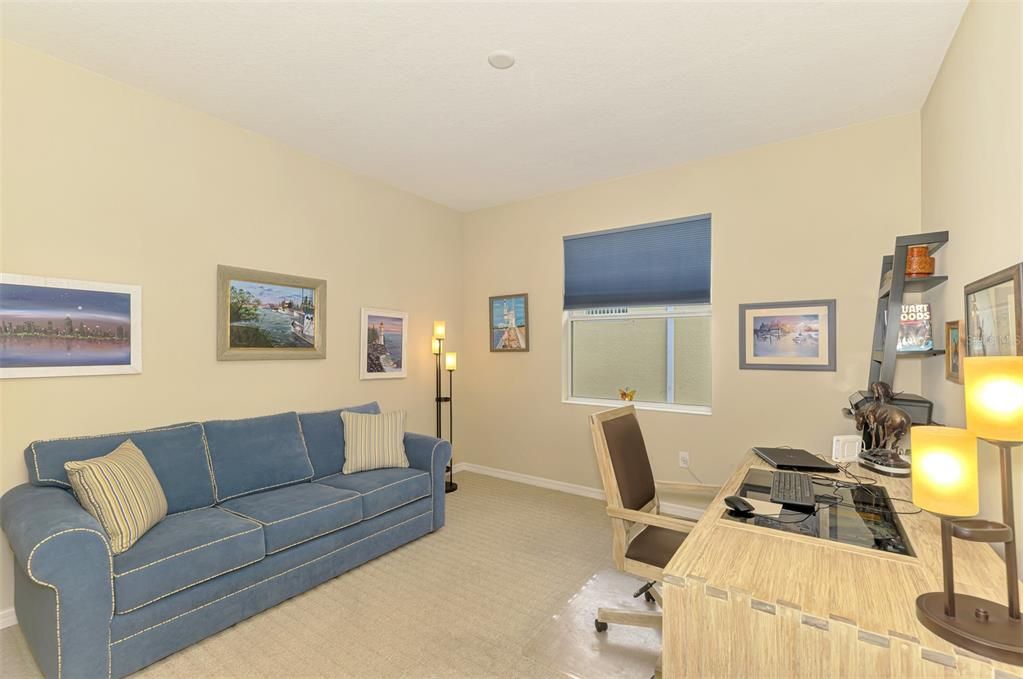 Activo con contrato: $289,500 (2 camas, 2 baños, 1560 Pies cuadrados)