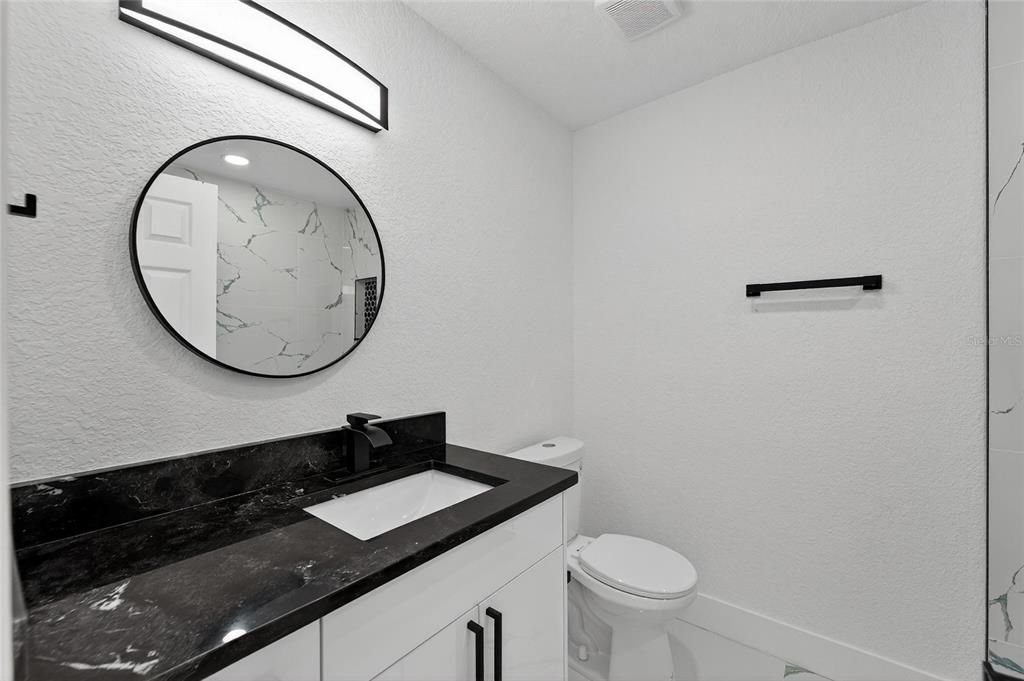 For Sale: $550,000 (7 beds, 6 baths, 2998 Square Feet)