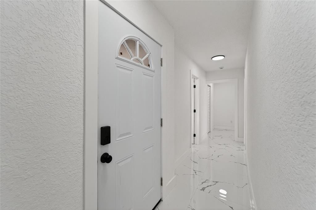 For Sale: $550,000 (7 beds, 6 baths, 2998 Square Feet)