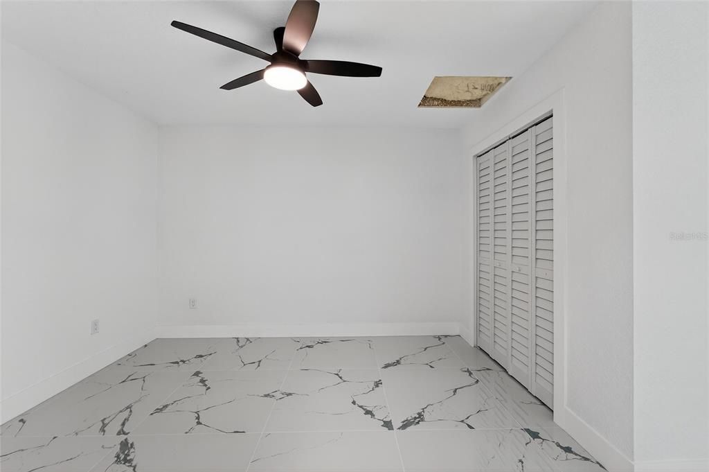 For Sale: $550,000 (7 beds, 6 baths, 2998 Square Feet)