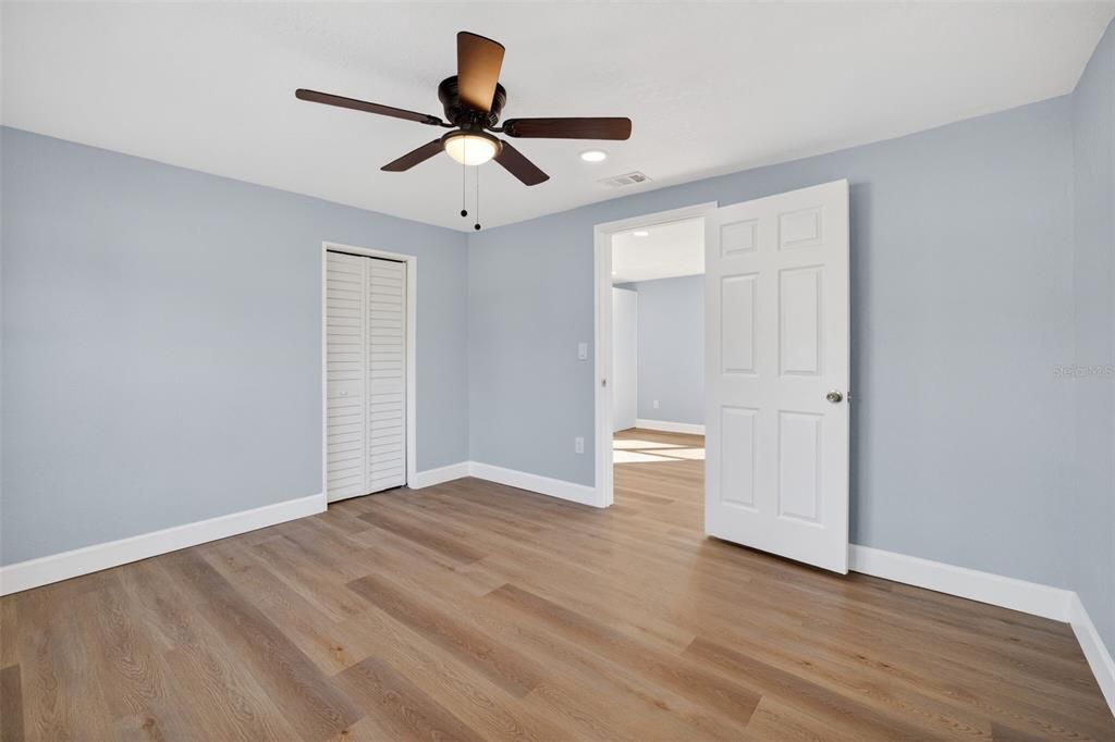 На продажу: $239,000 (3 спален, 1 ванн, 856 Квадратных фут)